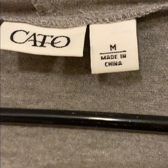 Cato long sleeve shirt w/hoodie - M - Picture 3 of 5